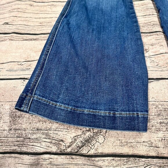 Spanx High Rise Shapewear Flare Jeans; Pull On Style; Dark Wash Size Small - Picture 2 of 9